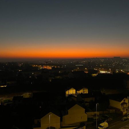 Chambre Artistique En Colocation Entre Disneyland Et Paris Neuilly sur Marne Bagian luar foto